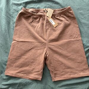 SKIMS OUTDOOR BIKE SHORTS